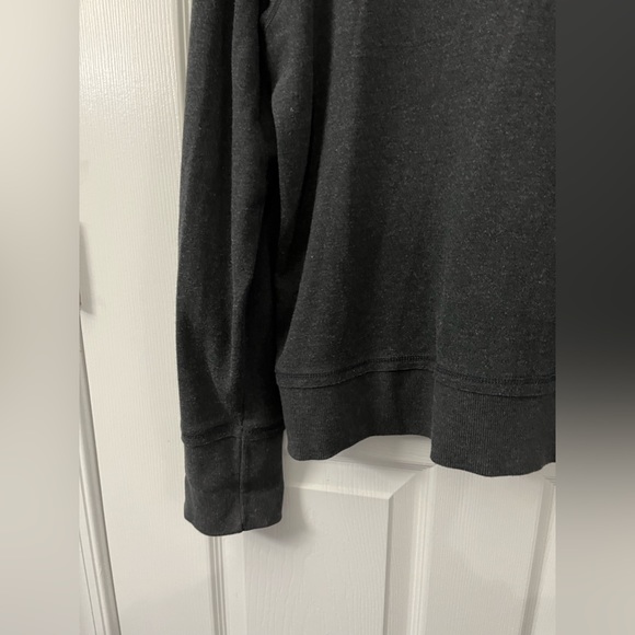 Izod grey size XL zipper front sweatshirt - Picture 8 of 12